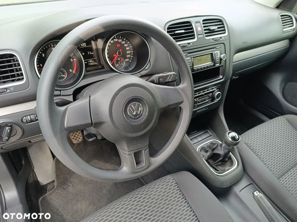 Volkswagen Golf 1.6 TDI BlueMotion Technology Comfortline - 29