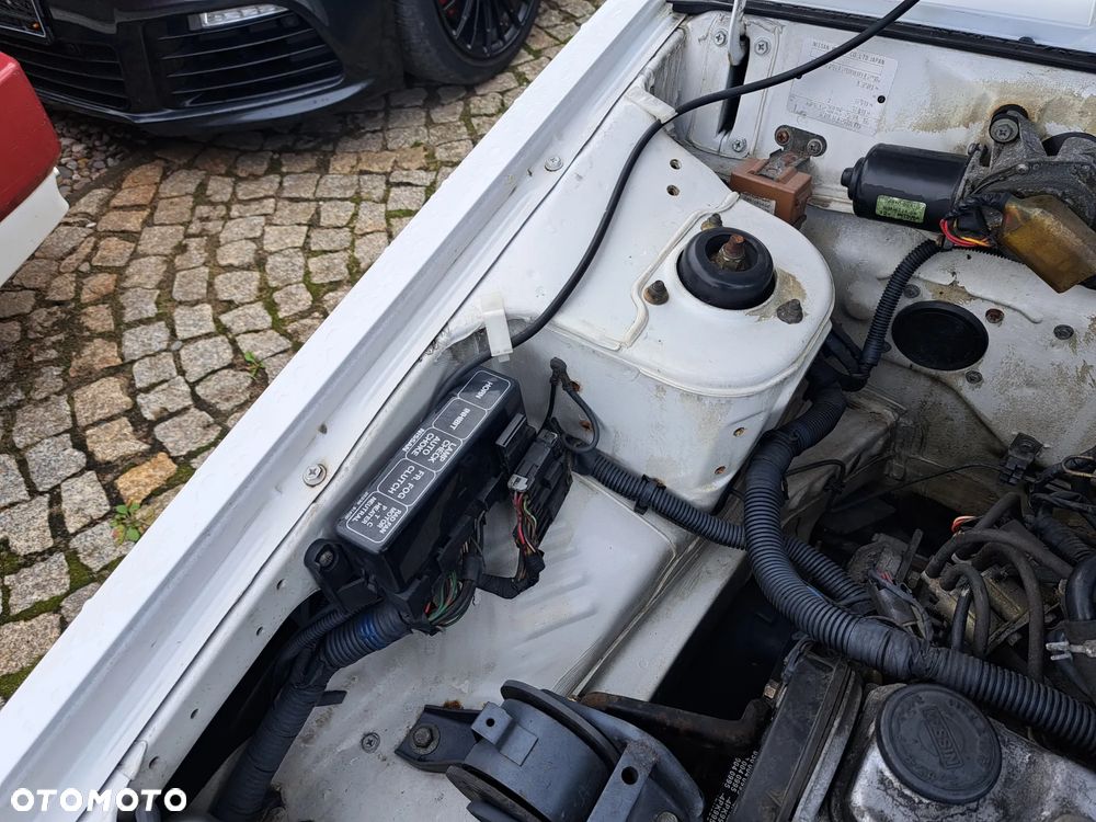 Nissan Sunny - 12