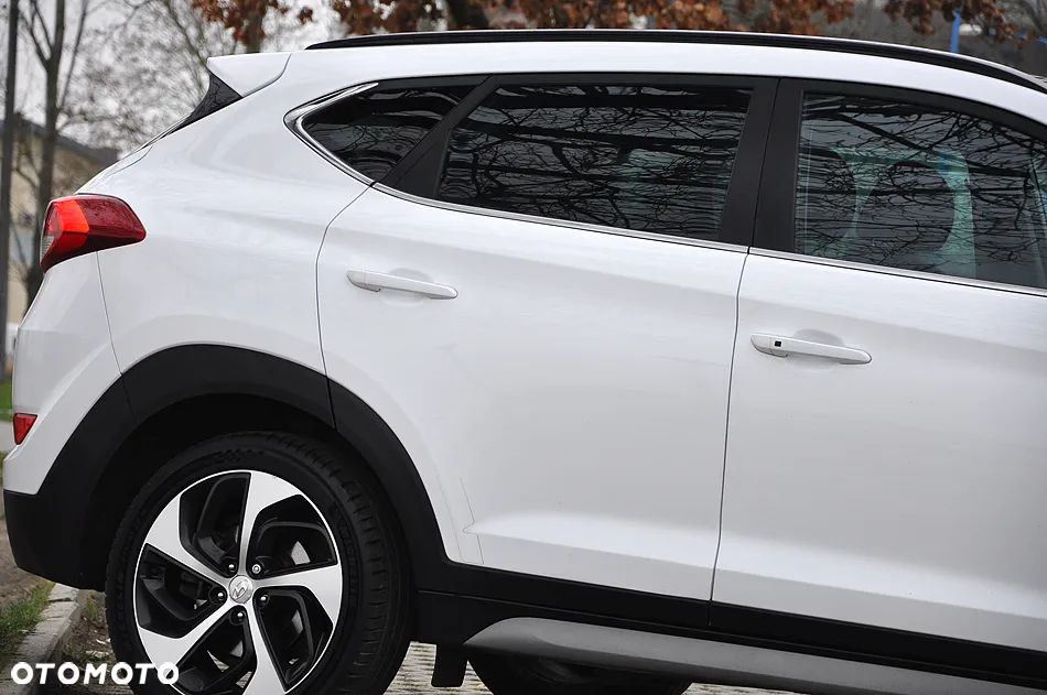 Hyundai Tucson blue 1.7 CRDi 2WD DCT Premium - 16