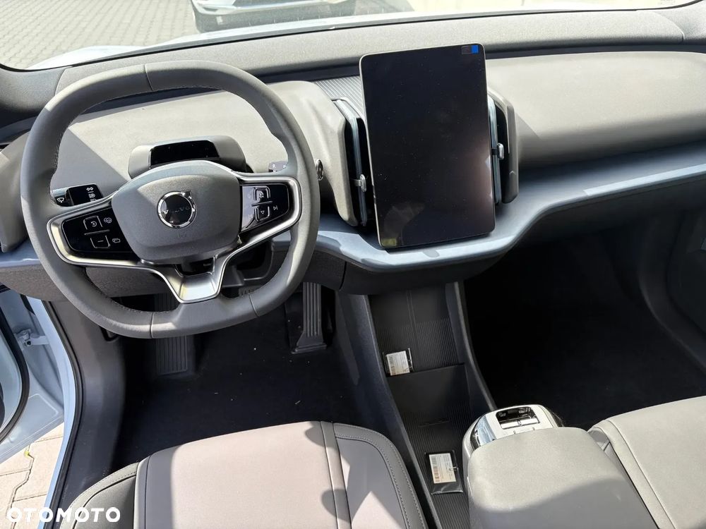 Volvo EX30 51kWh Single Motor Plus - 5