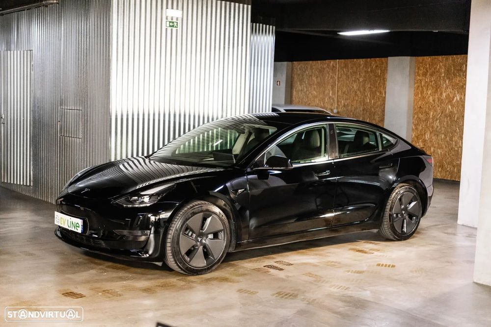 Tesla Model 3 - 2
