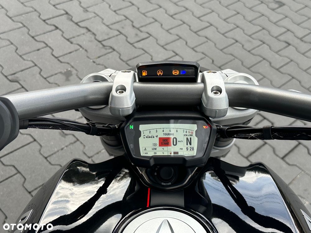 Ducati Diavel - 23