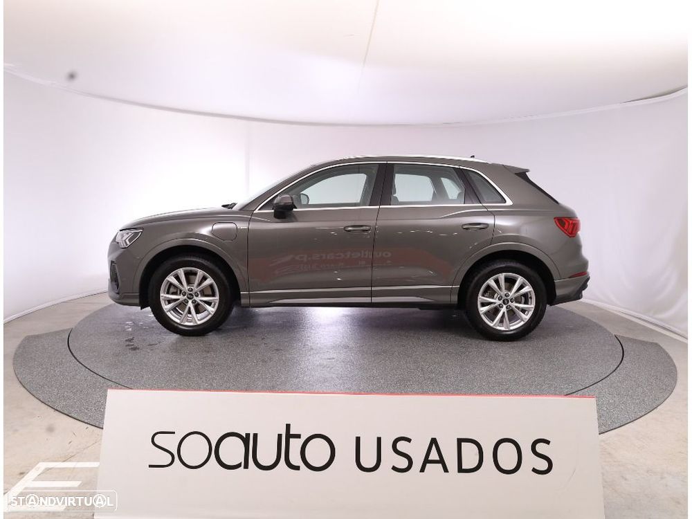 Audi Q3 45 TFSIe S line S tronic - 2