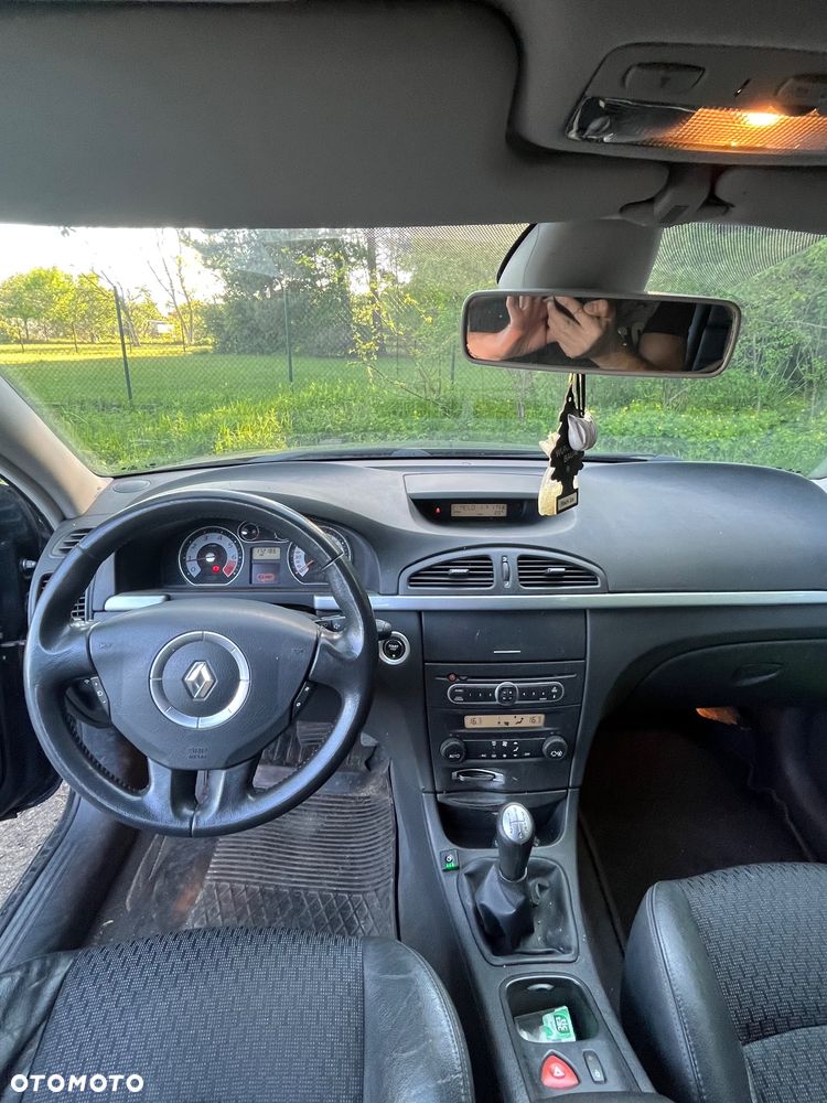 Renault Laguna 2.0 Authentique - 21