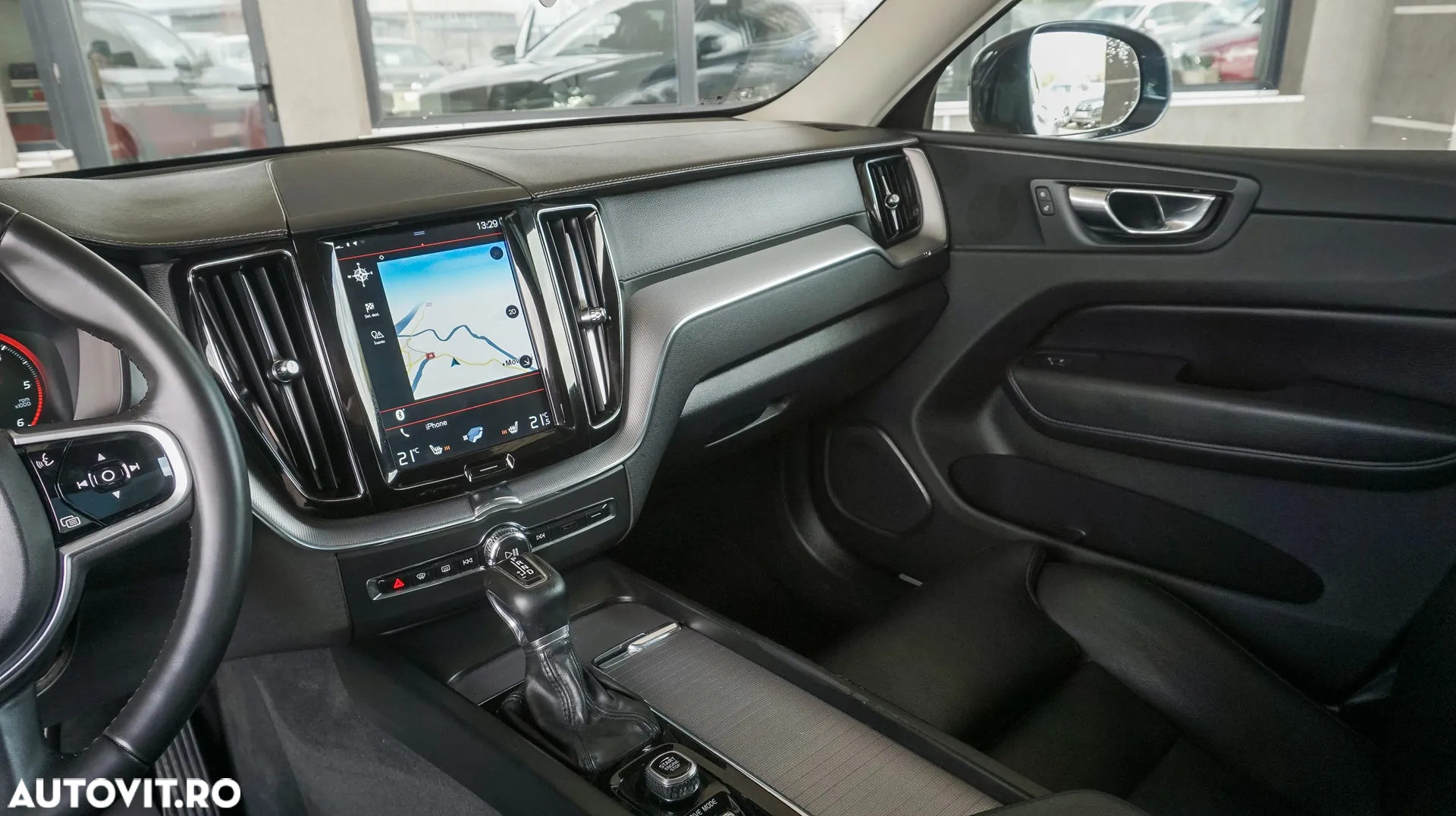 Volvo XC 60 D5 AWD Geartronic Inscription - 9