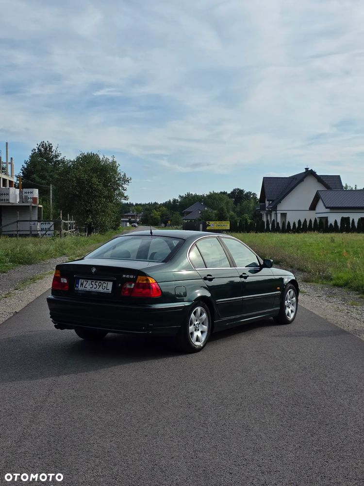 BMW Seria 3 328i - 13