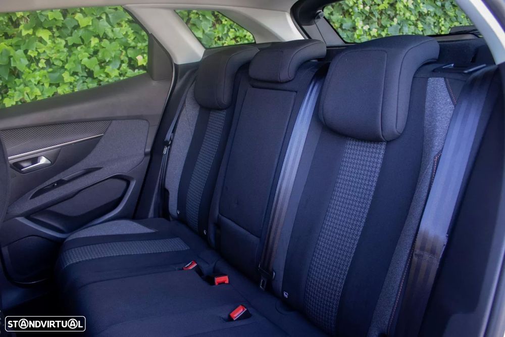 Peugeot 3008 1.5 BlueHDi Active - 13