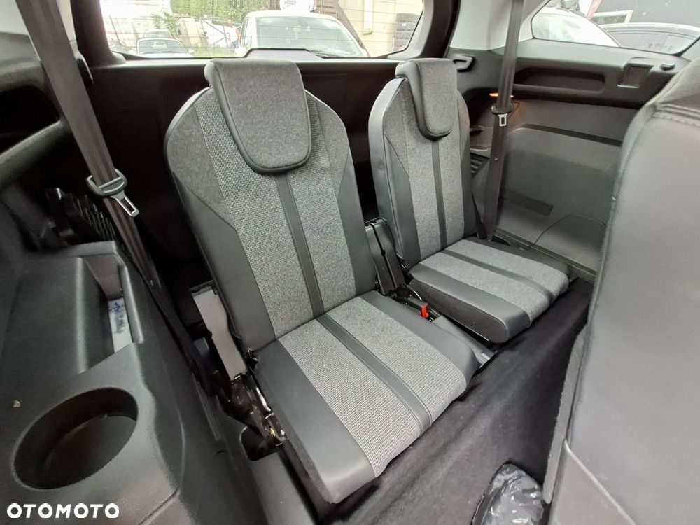 Peugeot 5008 BlueHDi 130 EAT8 Allure - 34