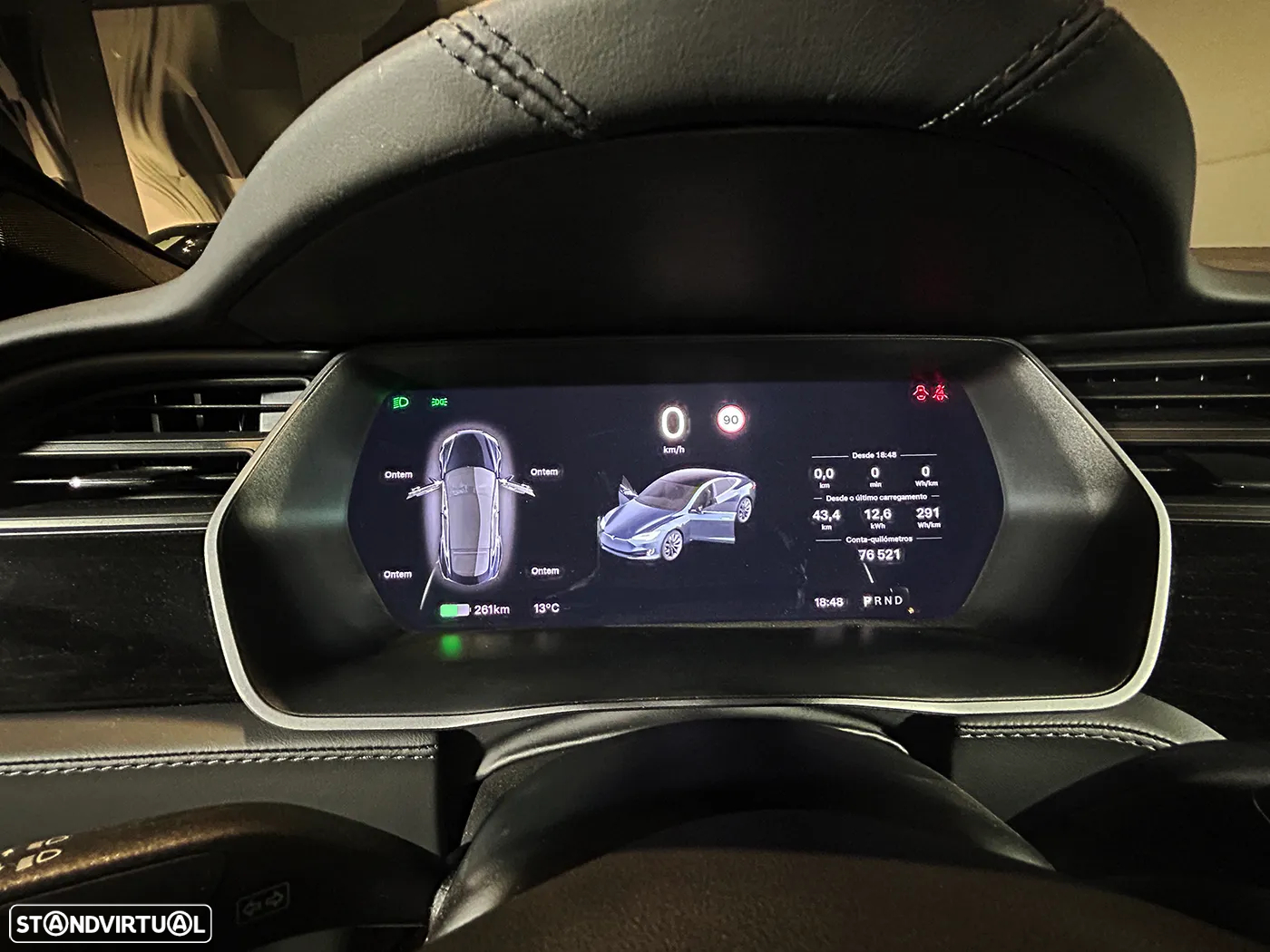 Tesla Model S - 40