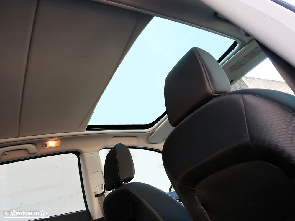 Nissan Qashqai 1.6 dCi Tekna Premium 17 360 S&S - 21