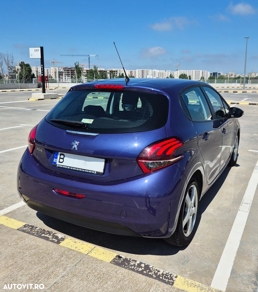 Peugeot 208 1.2 L PureTech Allure - 4