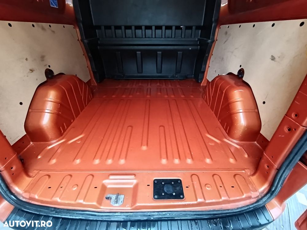 Ford Transit Custom DCIV 320 2.0 EcoBlue 130 CP L2H1 Trend - 8