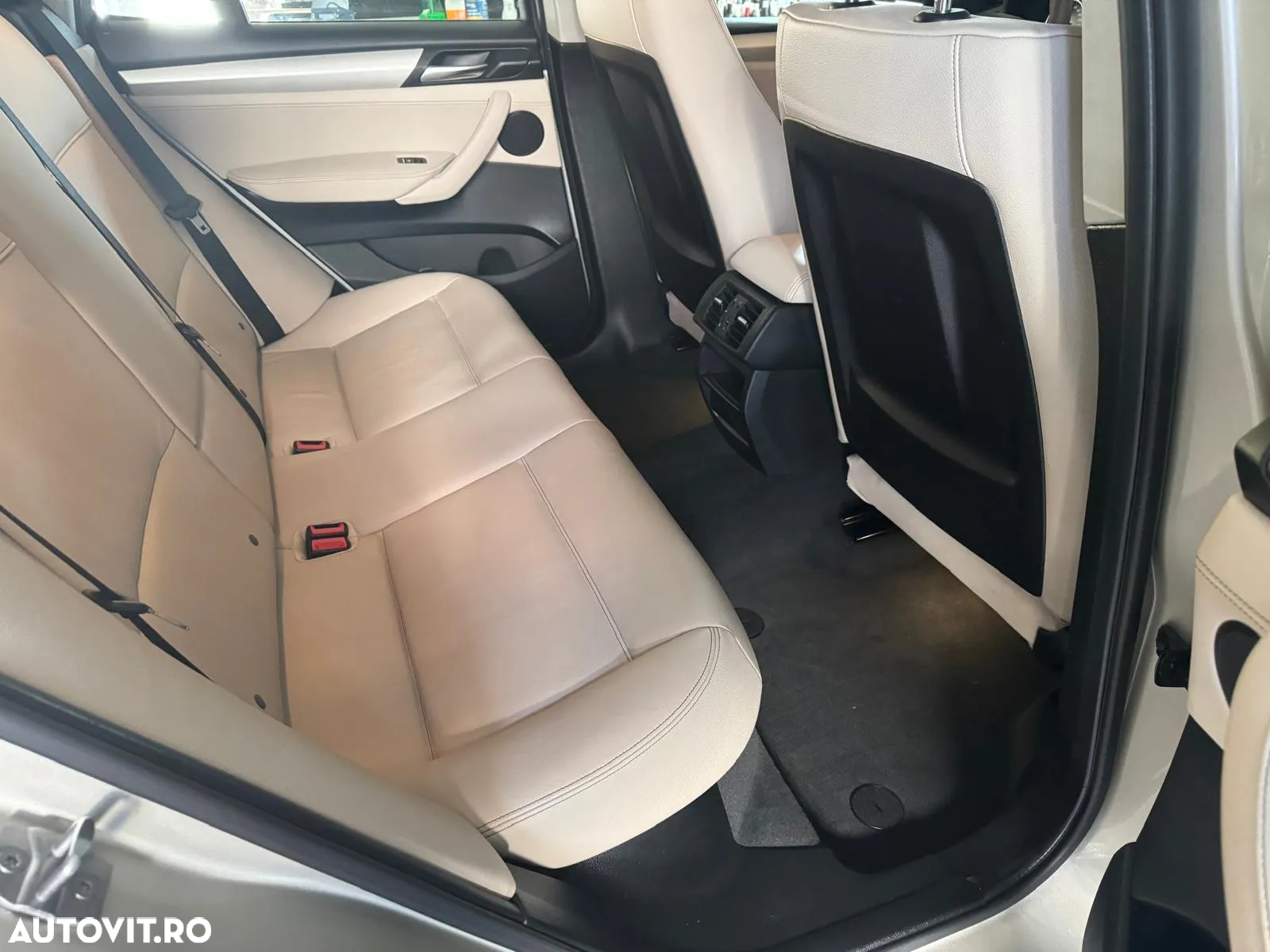 BMW X3 xDrive20d Aut. - 9