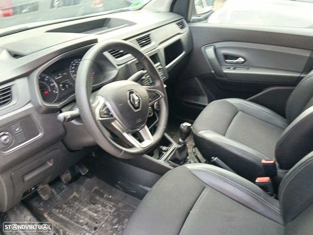 Renault EXPRESS - 12