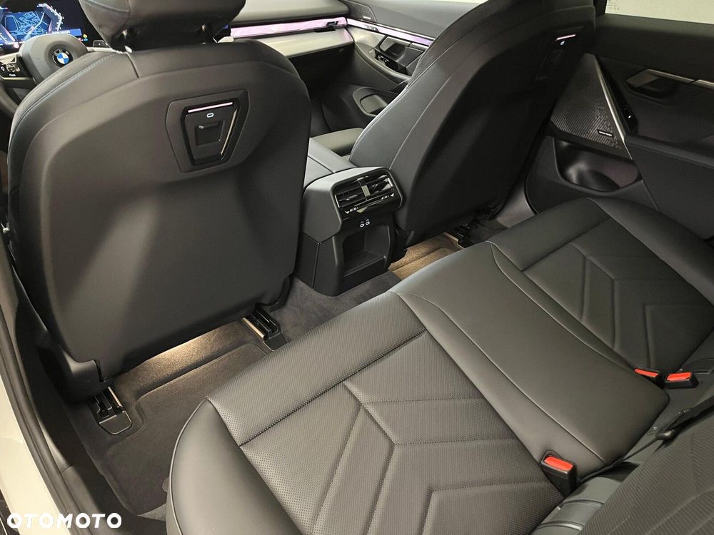 BMW Seria 5 520i mHEV M Sport - 31