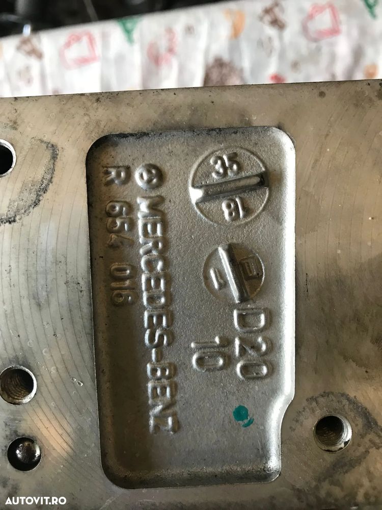 Chiulasa Mercedes-Benz E-class w213 220D 2.0 d R654016 - 4