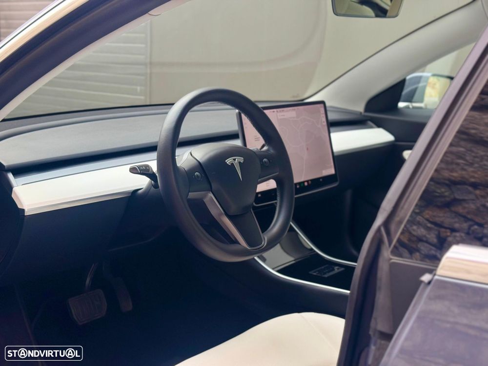 Tesla Model 3 Long Range AWD Dual Motor - 48