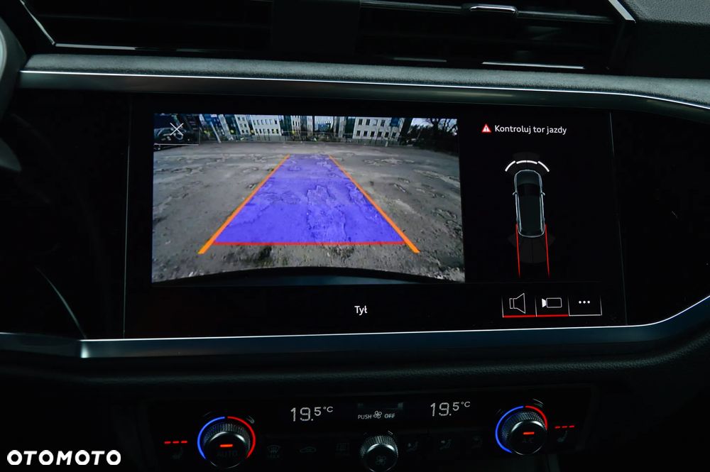 Audi Q3 45 TFSI e S Line S tronic - 28