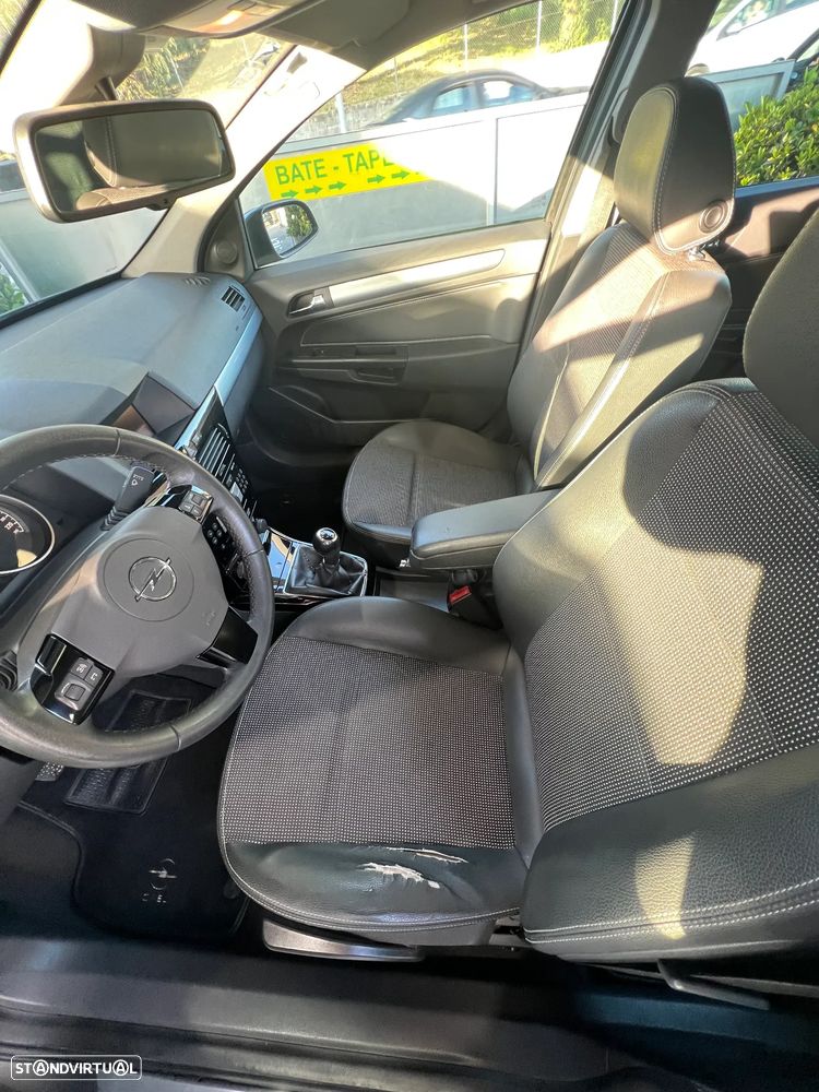 Opel Astra 1.7 CDTI Cosmo - 9