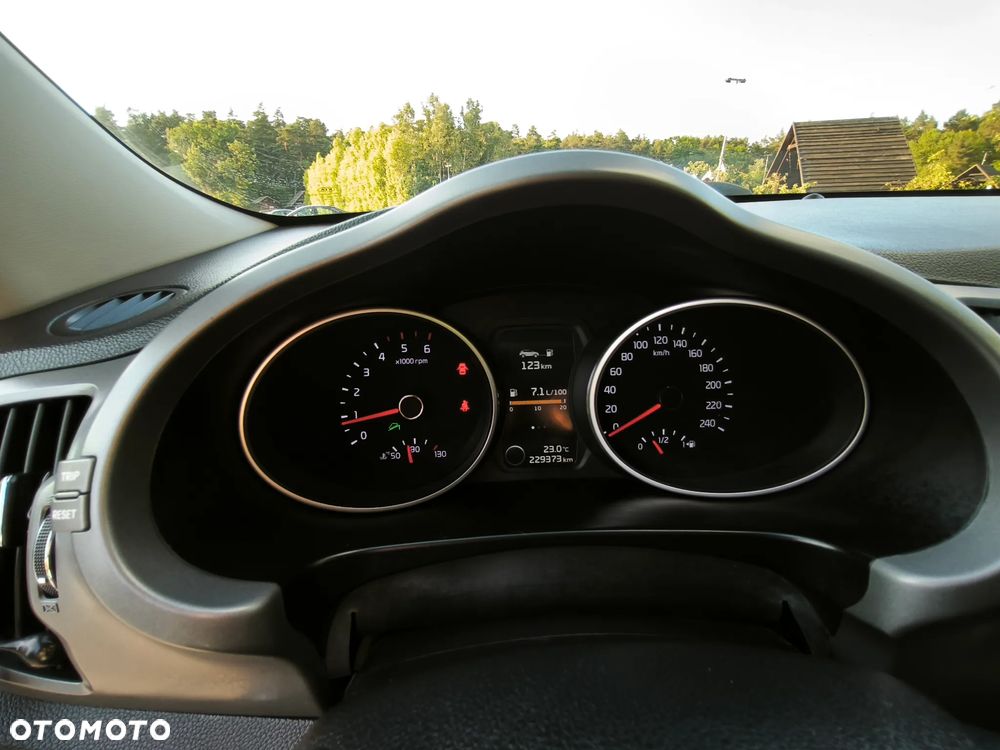 Kia Sportage 1.7 CRDI Business Line L 2WD - 28