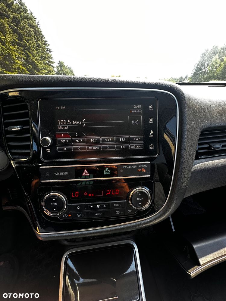 Mitsubishi Outlander - 13