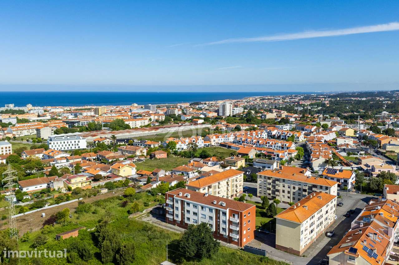 Apartamento T3 e lugar de garagem em Espinho - Grande imagem: 2/40