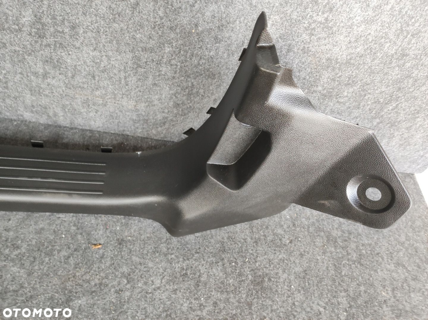 LISTWA OSŁONA PROGU LEWA RENAULT KANGOO IV 4 - 3