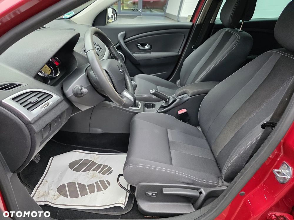 Renault Megane 1.5 dCi Privilege - 9