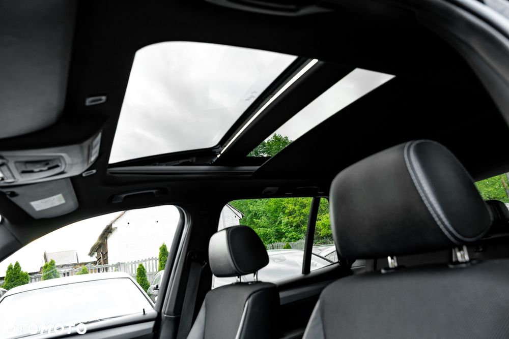 BMW X3 xDrive20d - 38