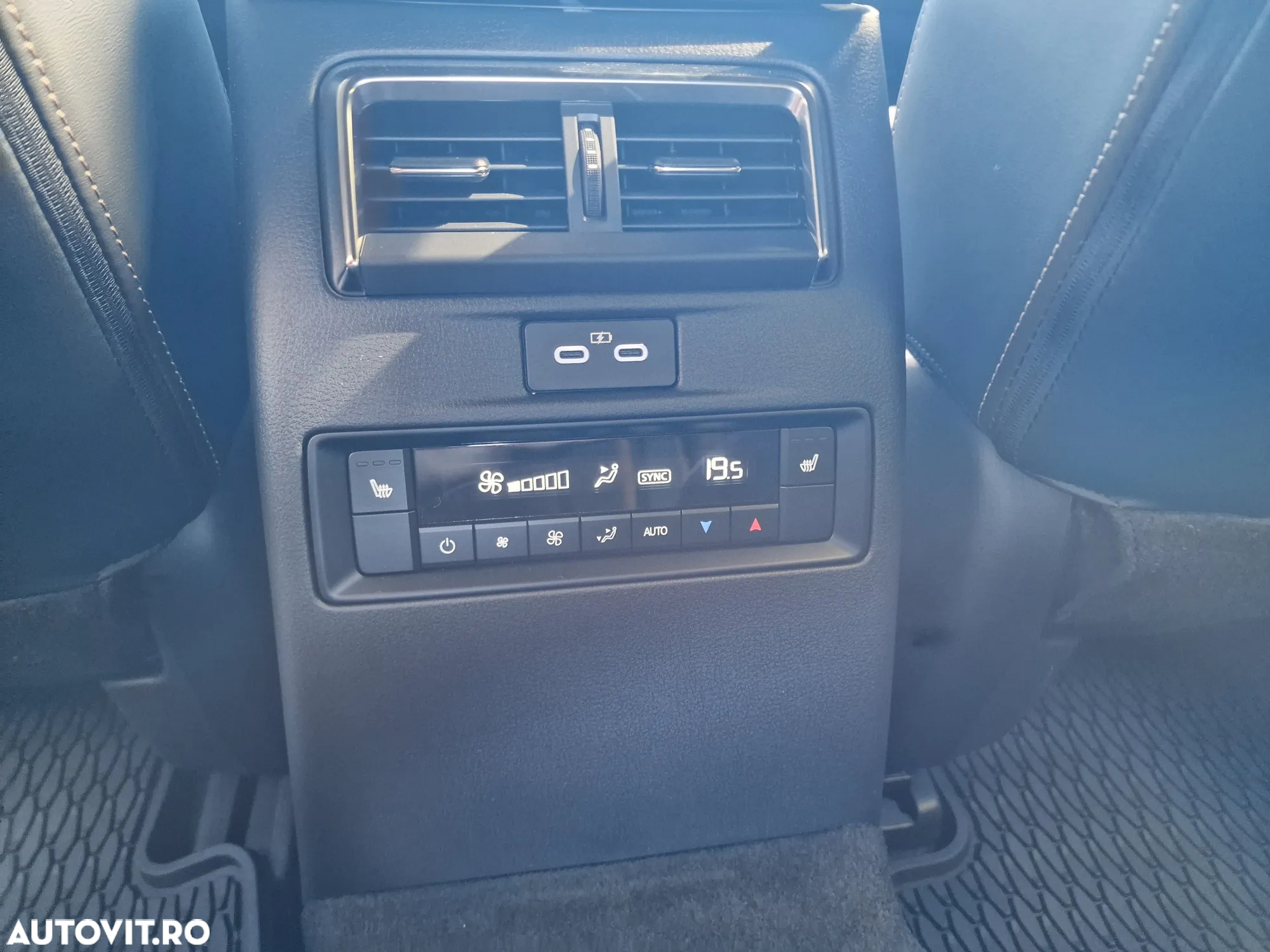Mazda CX-80 3.3 e-Skyactiv AT8 AWD MHEV Homura Plus - 13