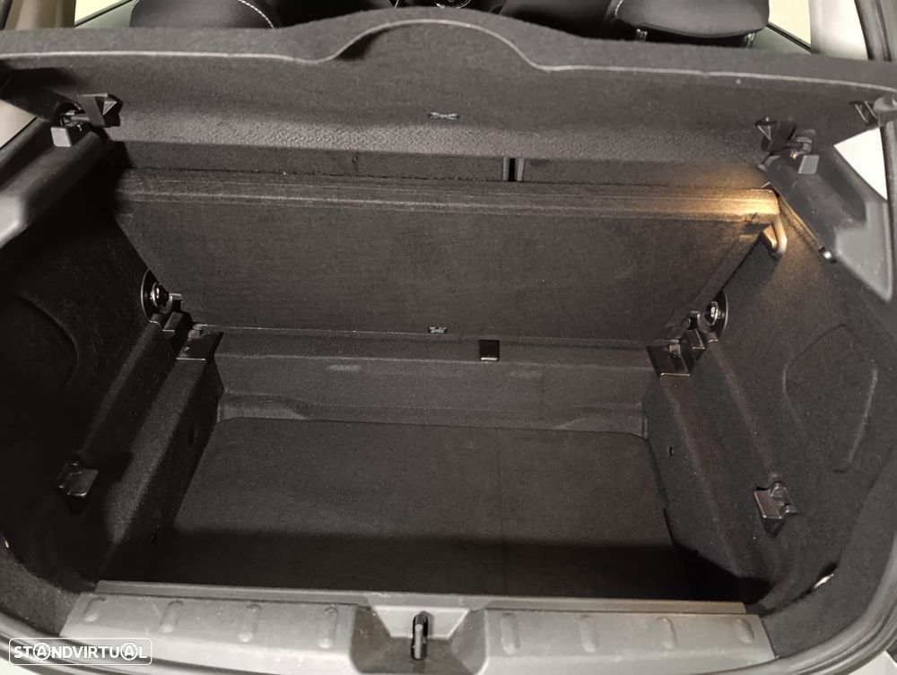 MINI 5 Portas One D - 21