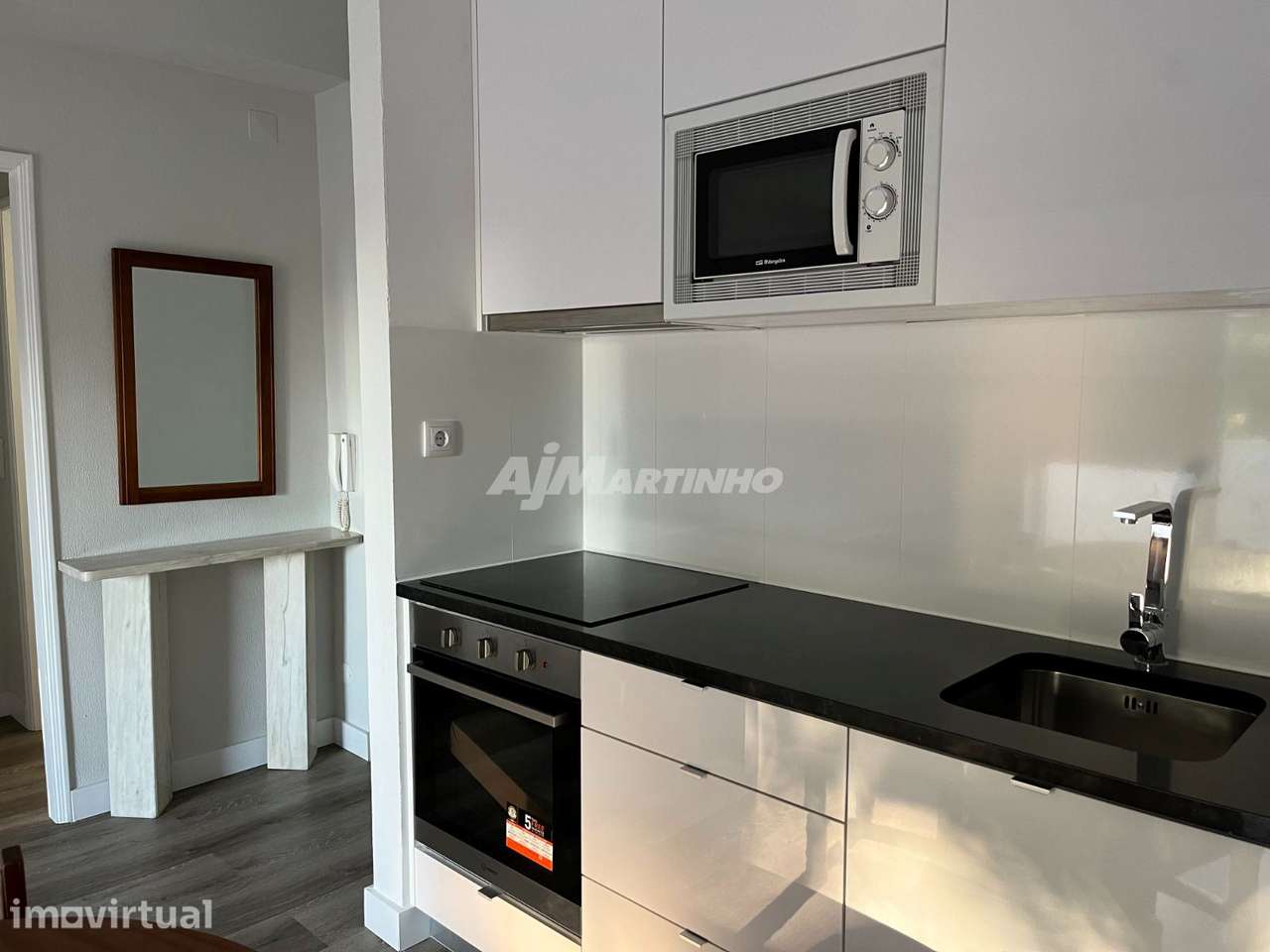 T1 - 2 - F - Grande imagem: 4/13