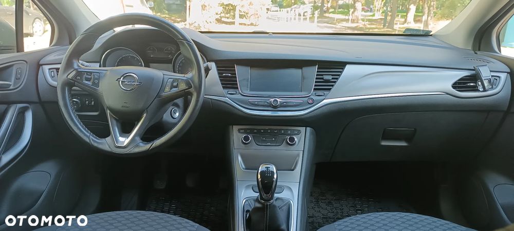 Opel Astra 2016 photo 4