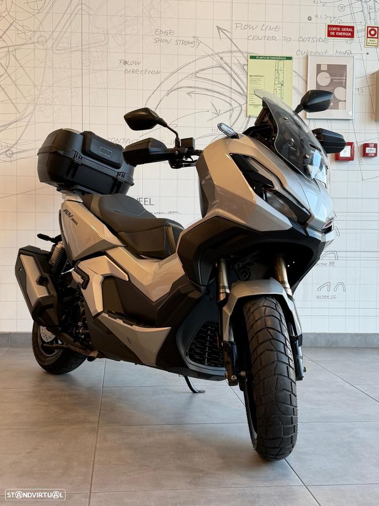 Honda ADV 350 - 1