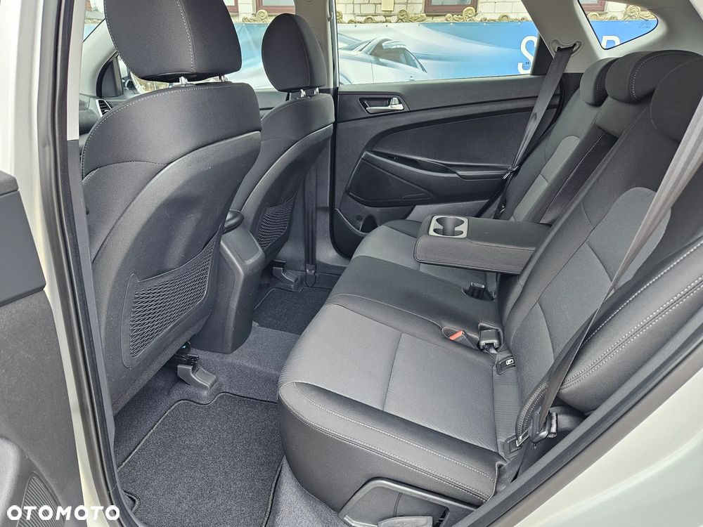 Hyundai Tucson 1.6 GDI BlueDrive Style 2WD - 6