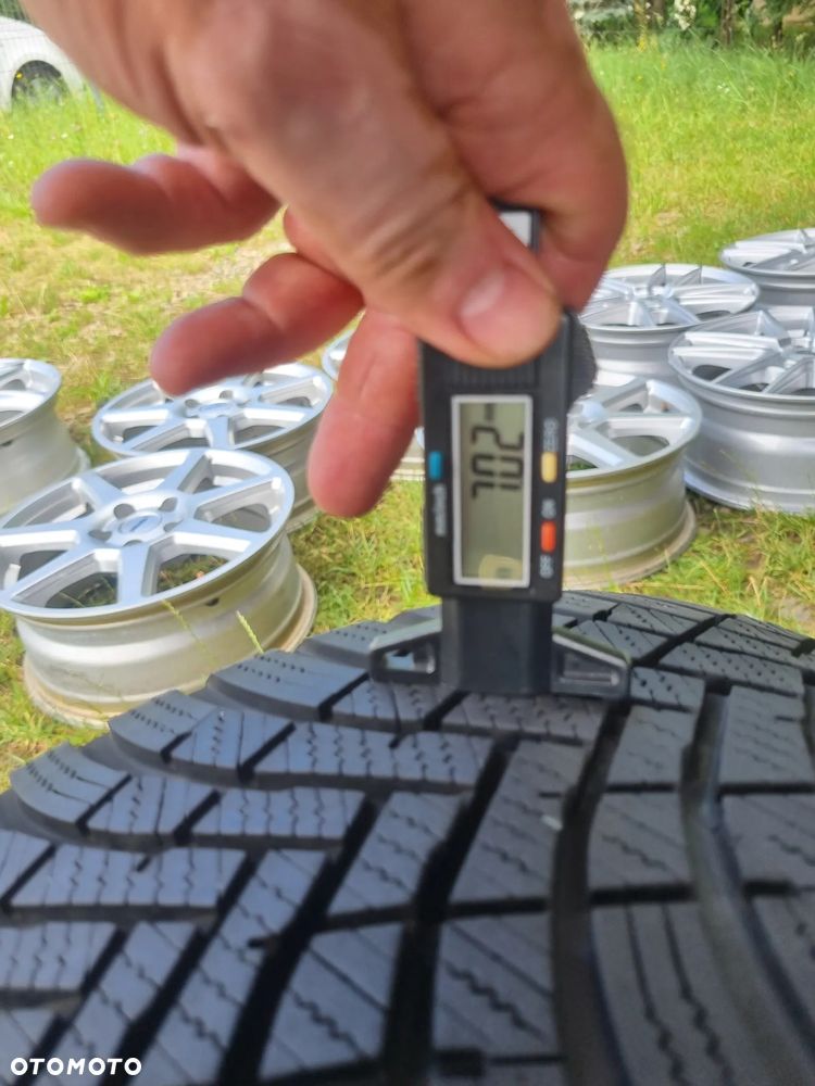 Opony Hankook Winter i*cept RS3 205/55R16 91H 2024r,7/6,5mm super stan - 6