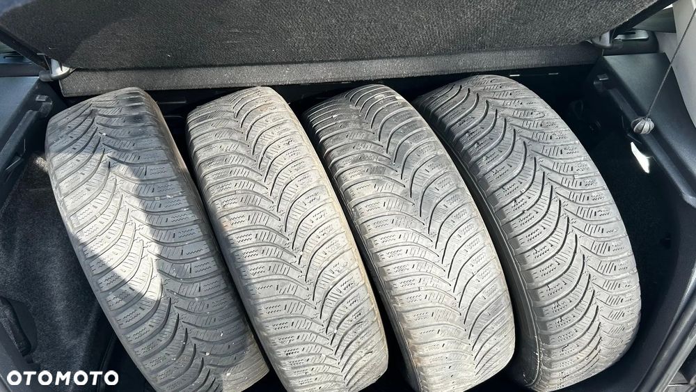 Volkswagen Polo 1.2 12V Sportline - 23