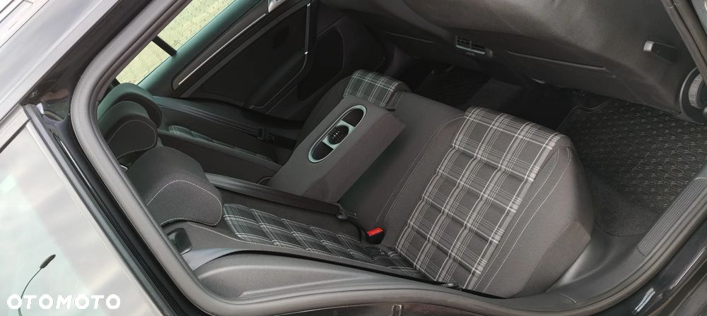 Volkswagen Golf GTD (BlueMotion Technology) DSG - 30