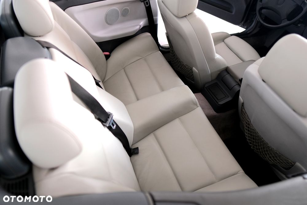 BMW Seria 3 325i - 34