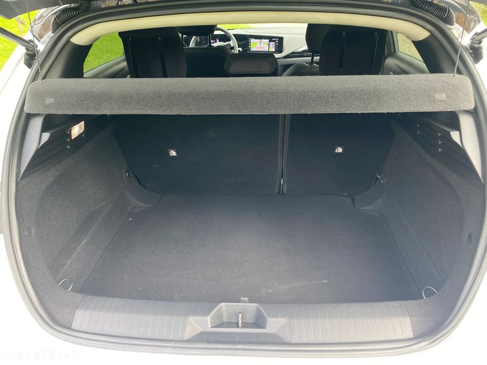 Opel Astra 1.2 Turbo Business Edition - 8