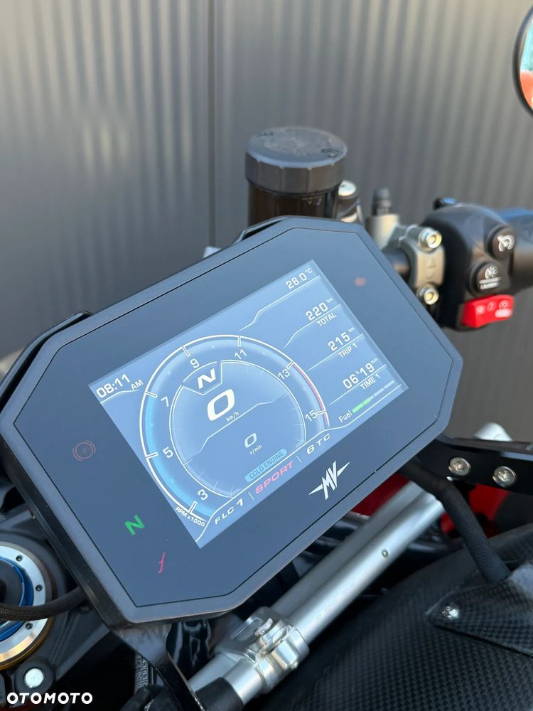 MV AGUSTA Brutale - 9