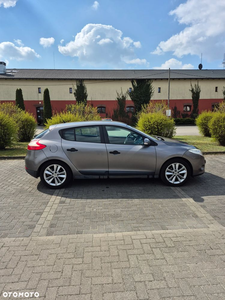 Renault Megane 1.5 dCi Authentique - 4