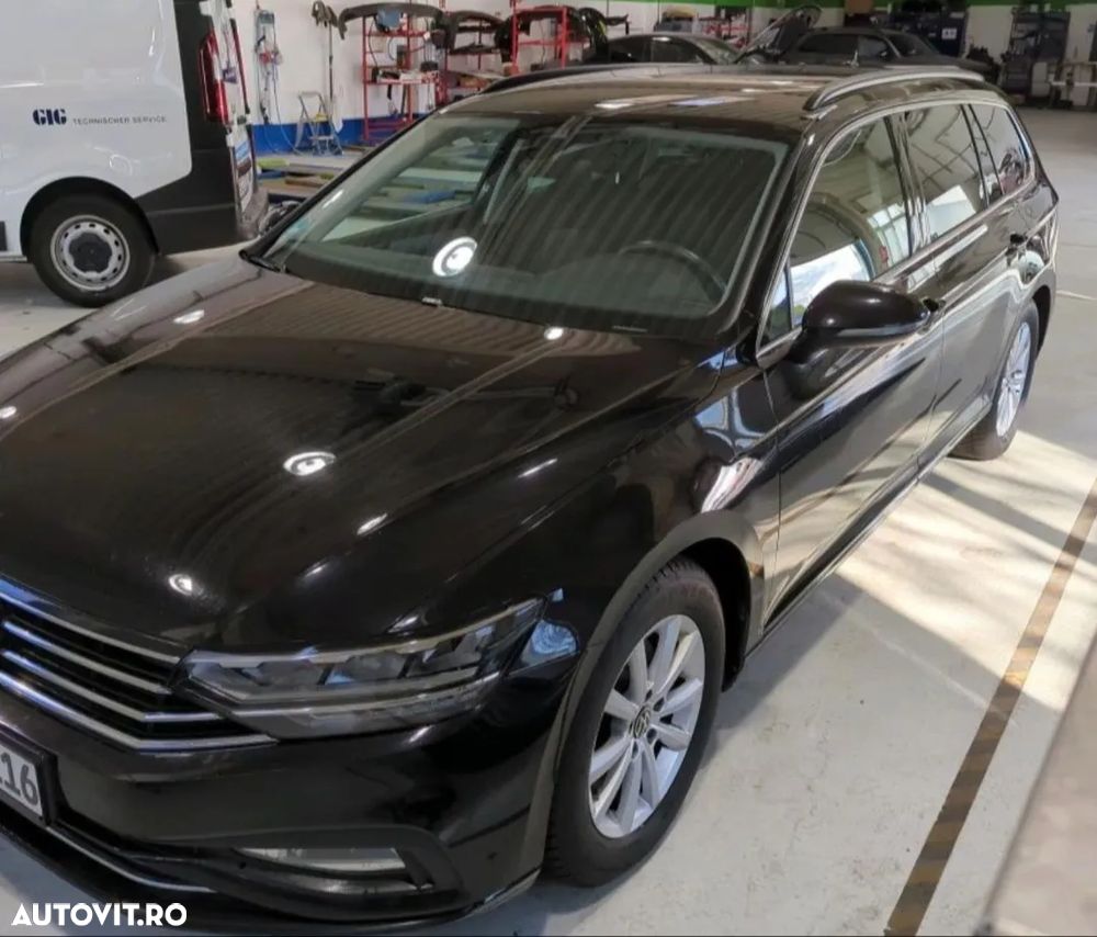 Volkswagen Passat Variant 2.0 TDI DSG Business - 8