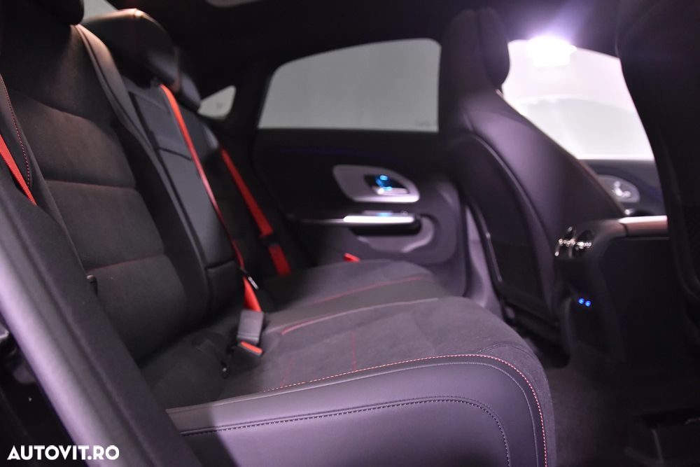 Mercedes-Benz CLA 200 4MATIC Coupe - 13