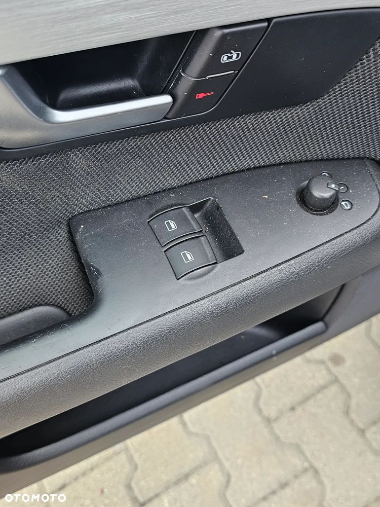 Audi A4 Avant 2.0 TDI - 18