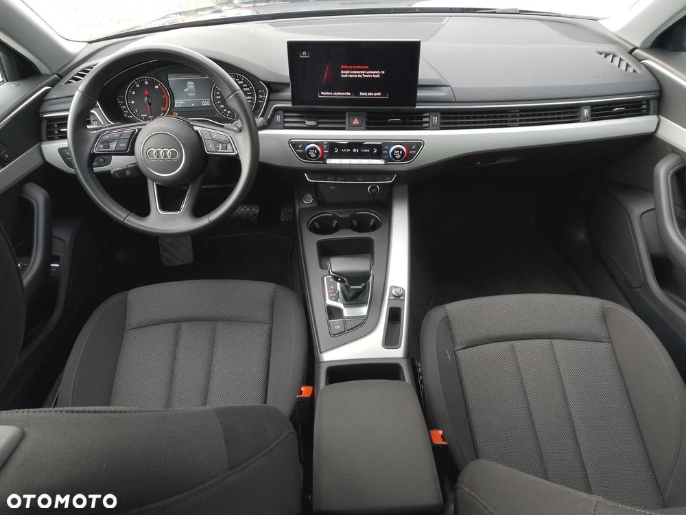 Audi A4 Limousine 35 TFSI mHEV S Line S tronic - 18