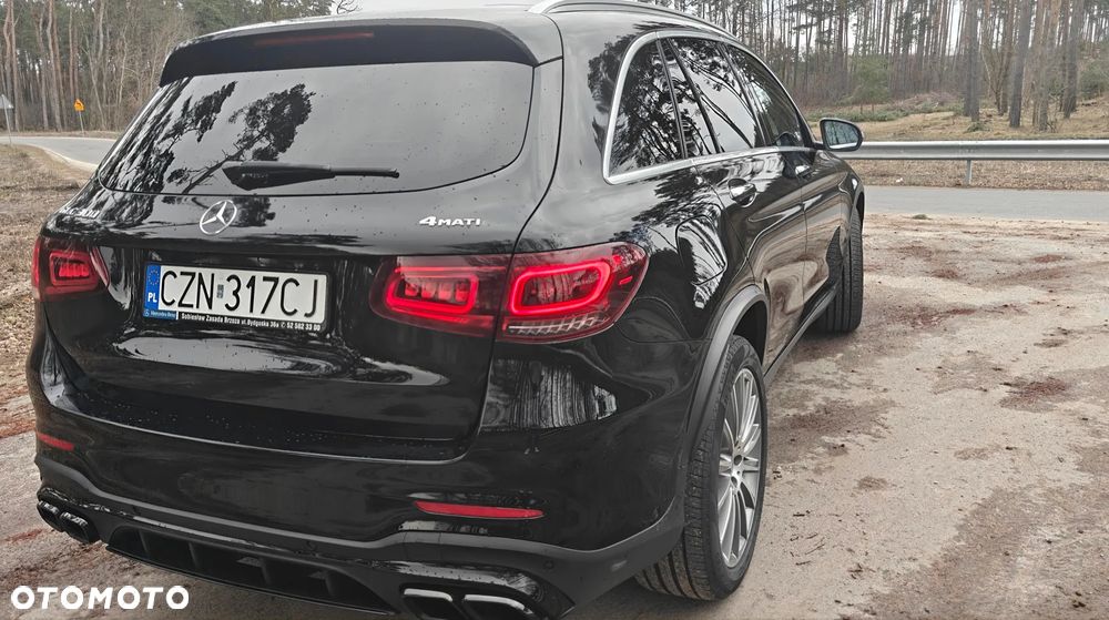 Mercedes-Benz GLC 300 4Matic 9G-TRONIC AMG Line - 16