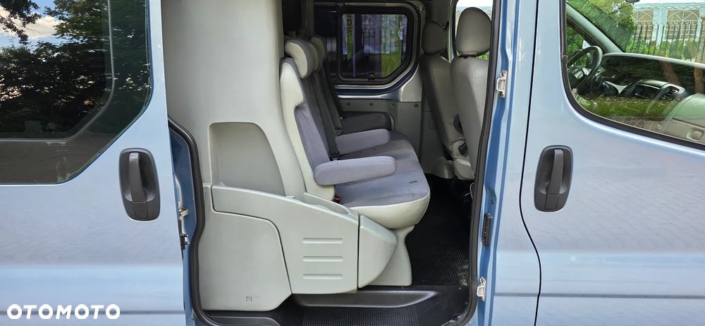 Renault Trafic - 17