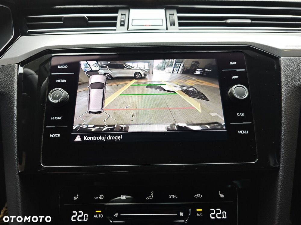 Volkswagen Passat 2.0 TDI EVO Business - 19