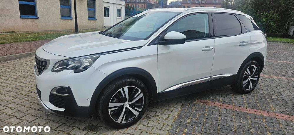 Peugeot 3008 1.5 BlueHDi Allure S&S EAT8 - 17